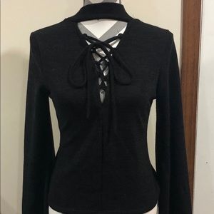 Turtle neck tie sweater